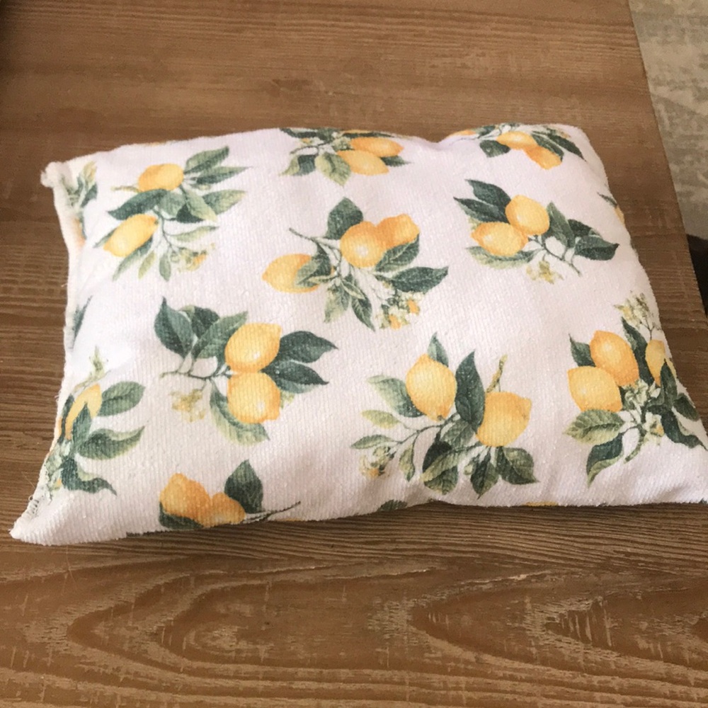 Lemon Print Throw Pillow